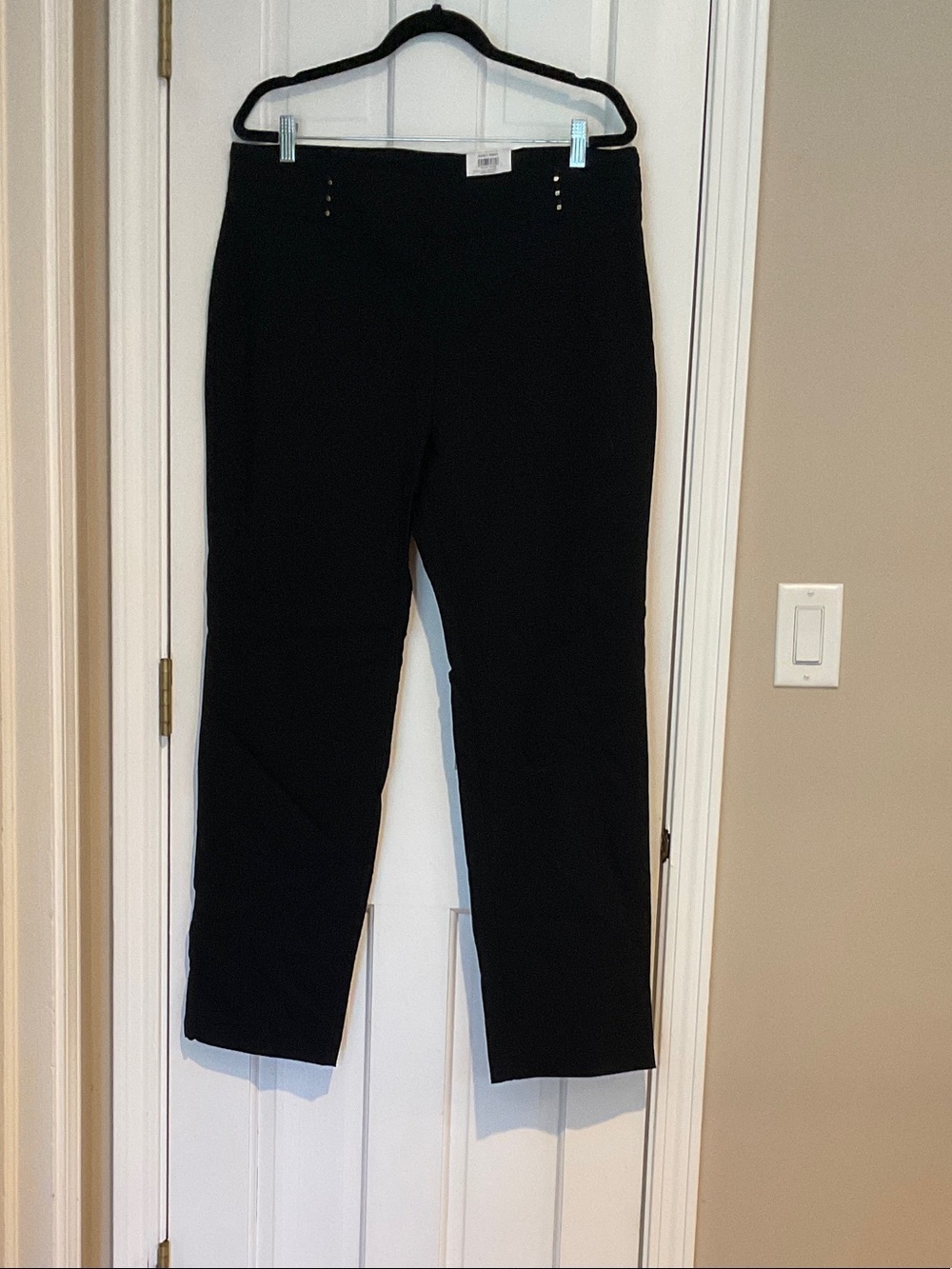 JM Collection Black Straight-Leg Pants